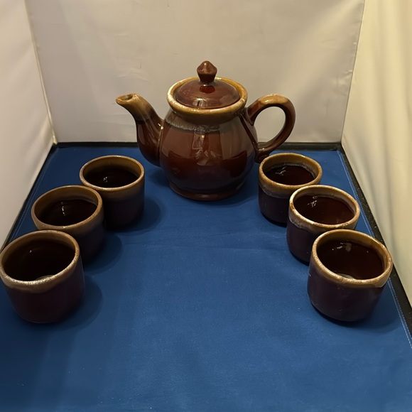 Other - Tea service seven piece, tea pot, and 6 cups